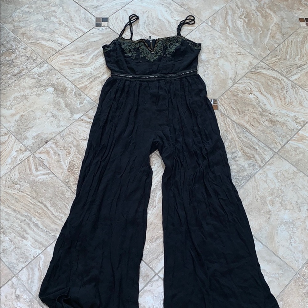 Black jumpsuit with embroidery